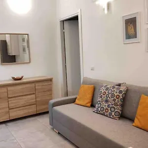 - Fuorisalone Appartamento Milano